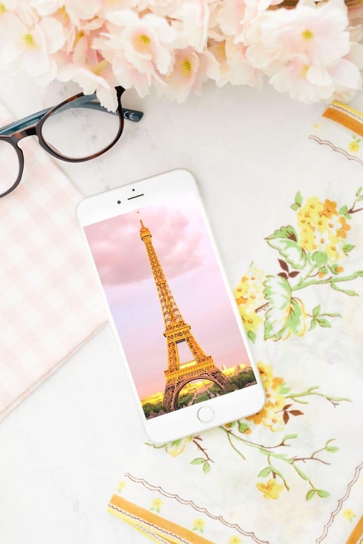 beautiful screensavers eiffel tower