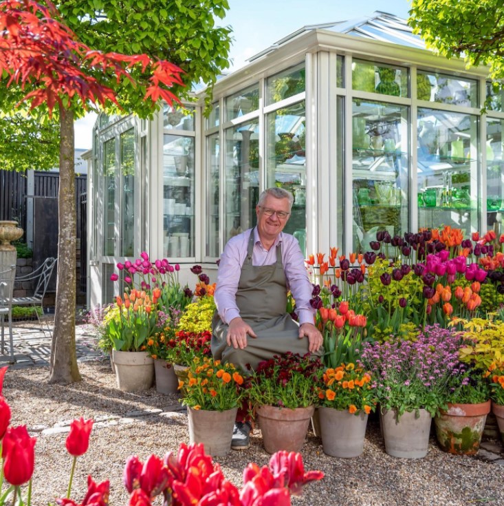 colorful gardening