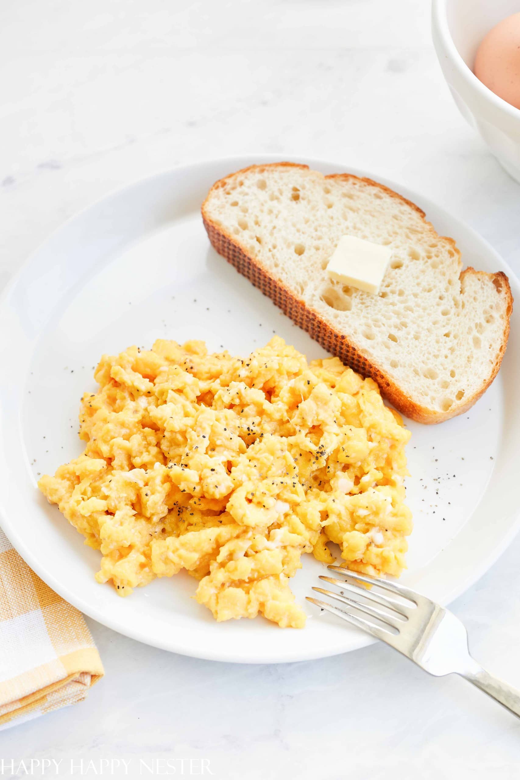 how to make scrambled eggs in an All-Clad pan 