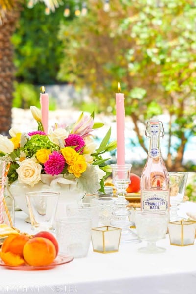 outdoor tablescapes