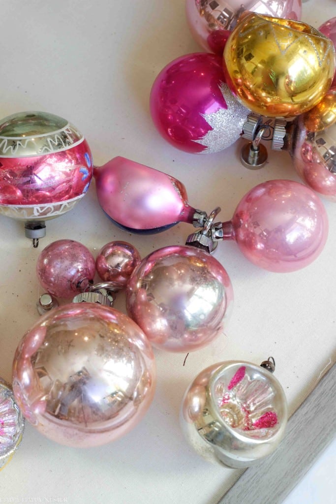 how to make a vintage ornament wreath