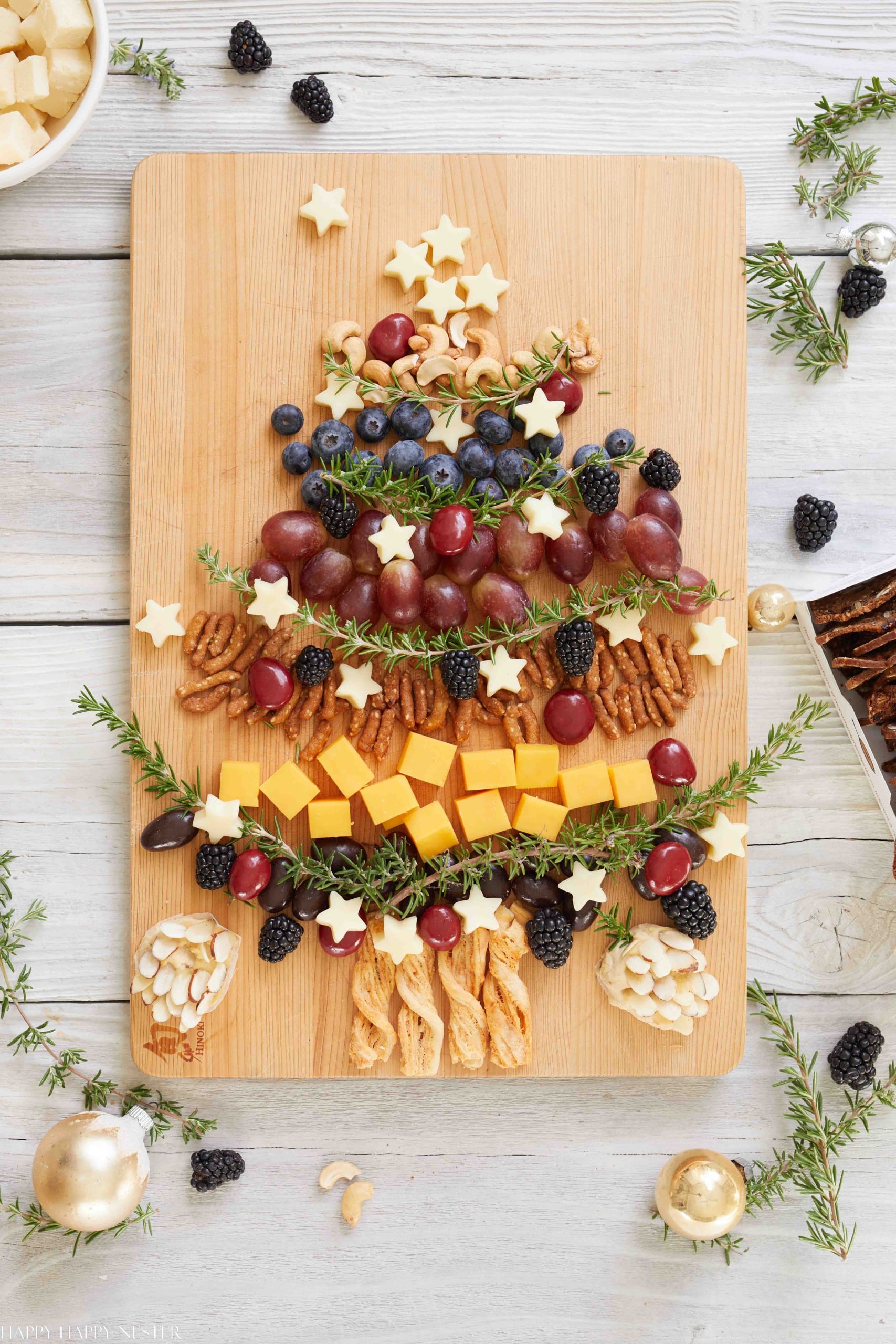 https://happyhappynester.com/wp-content/uploads/2022/12/christmas-tree-charcuterie-board-scaled.jpg