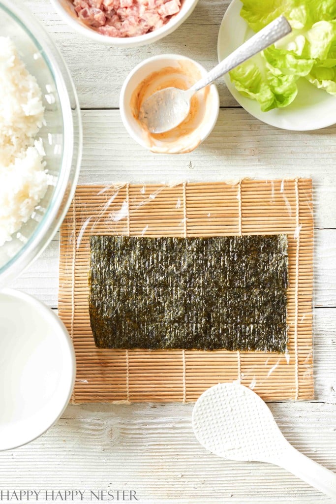 how to make sushi with a sheet of nori