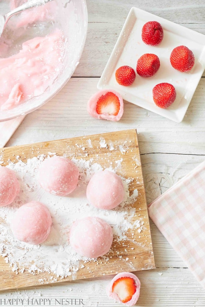 quick and easy strawberry mochi