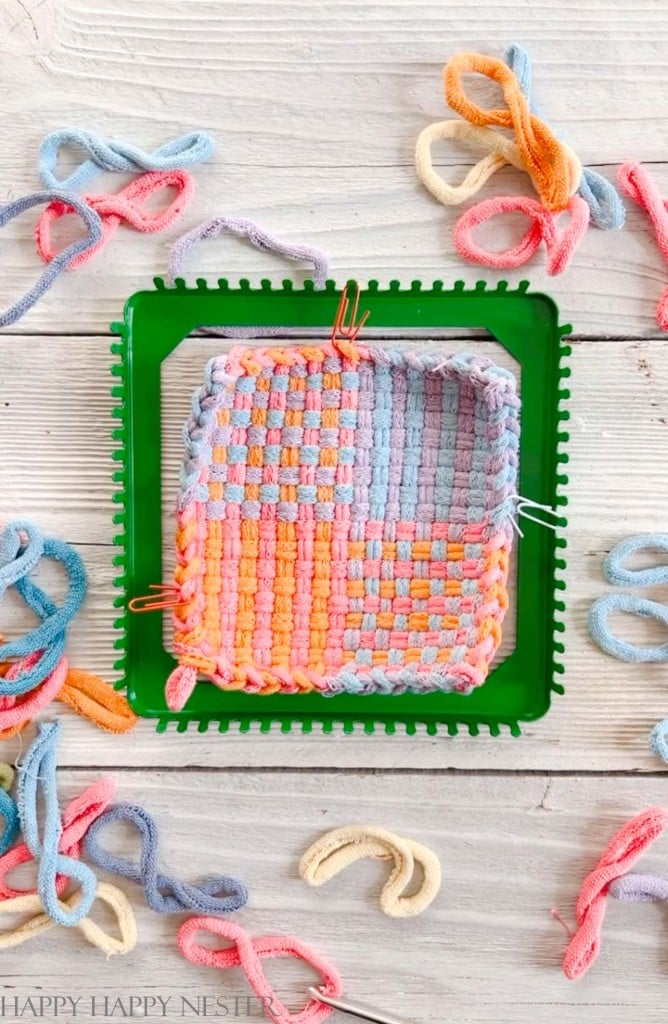 how to finish a potholder loom