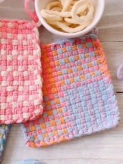 how to weave a potholder