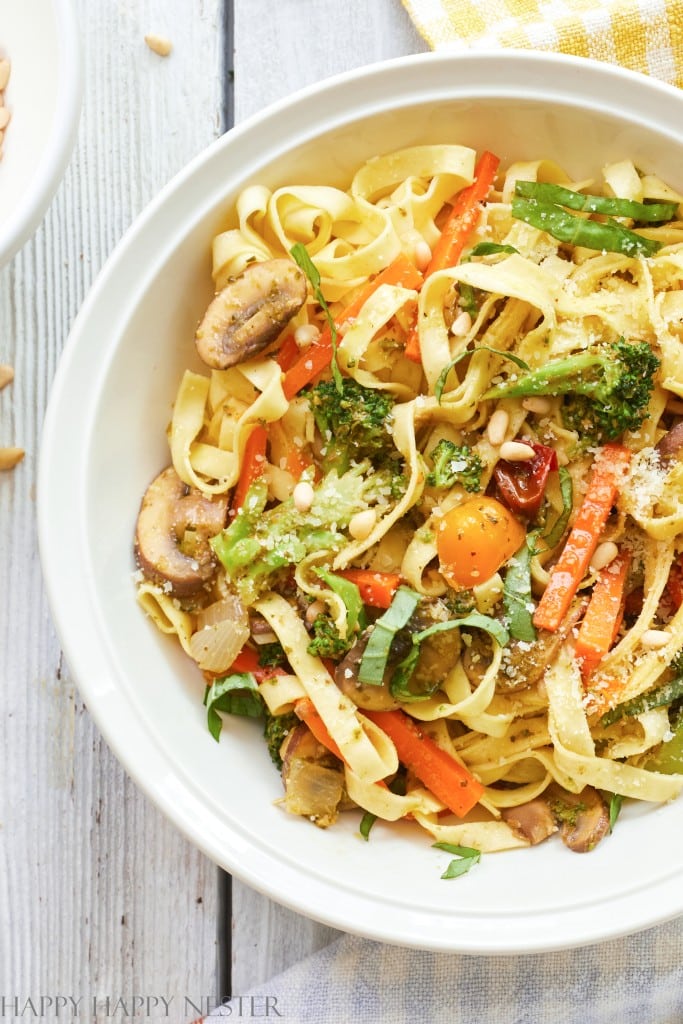 vegan pesto pasta primavera