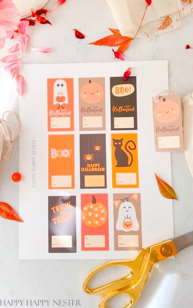 a page of free printable halloween gift tags