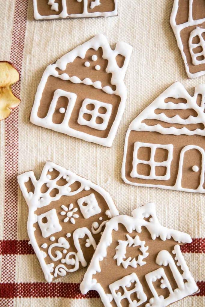 Gingerbread House Mug Topper Recipe - Happy Happy Nester