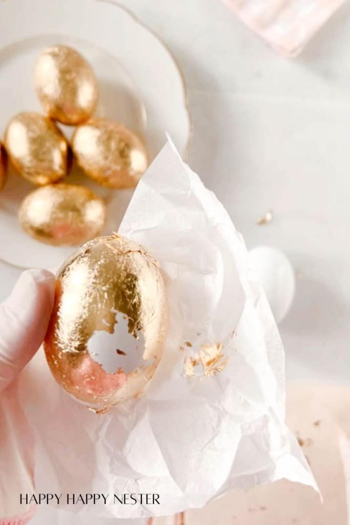 show how to gold leaf easter eggs using gold leaf sheets